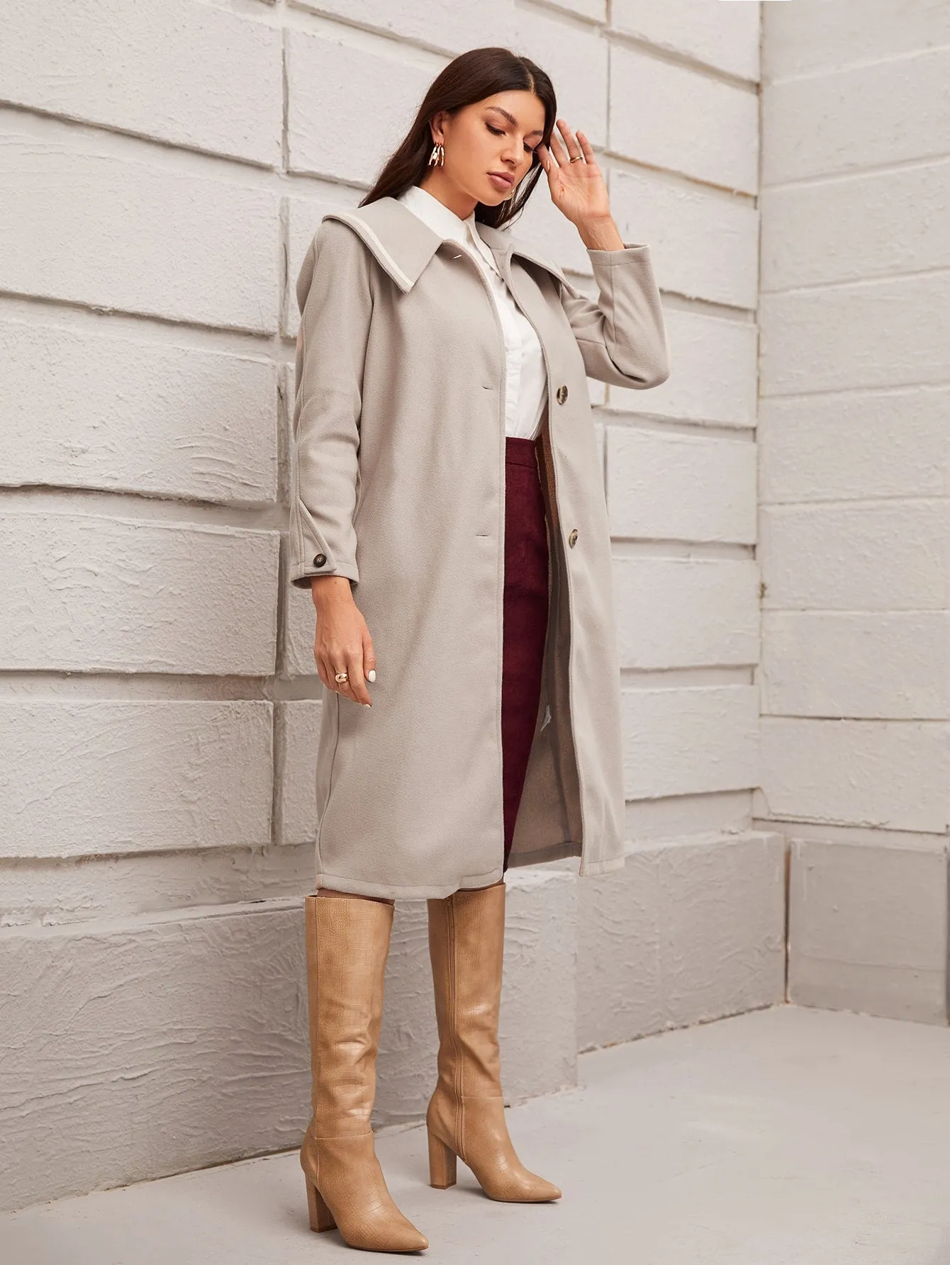 Elegant Contrast Binding Long Sleeve Collar Short Women Overcoat